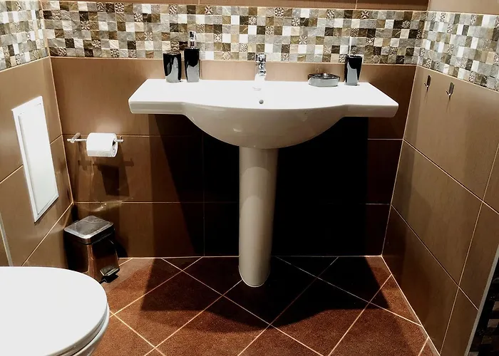 Radost شقة فارنا